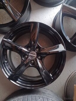 5x115 R17 et 42 7j Borbet cerne leskle