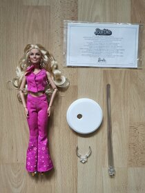 Barbie The Movie Margot Robbie ve westernovém filmovém overa