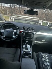 Palubní deska airbagy pásy řj Ford S-Max rv. 2012 Galaxy