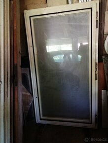 Dřevěná okna 900/1600