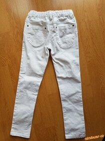 džínové kalhoty, vel. 128