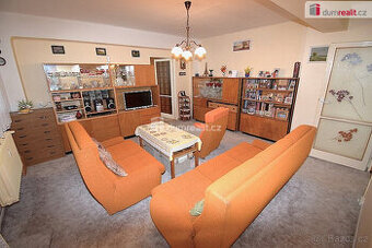Prodej bytu 2+1, 55m² + lodžie 3m² a sklep, ul. Rumunská, Če - 1