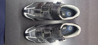Silniční tretry Shimano velikost 46