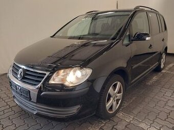 Volkswagem Touran II 1.6 Mpi 75 KW 7-MÍST 3/2007 BEZ KOROZE