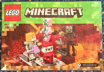Lego Minecraft 21139 - The Nether Fight.