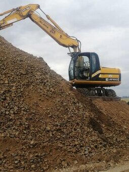 Kolové rypadla JCB - 1