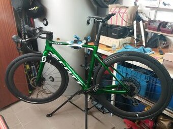 Gravel Bike ,karbonová kola,stavba na zakázku - 1