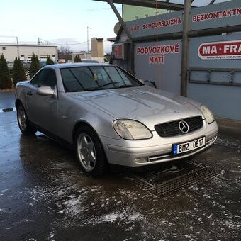 Mercedes SLk 200 - garážovaný