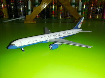 Boeing 757 - Air Force Two - 1