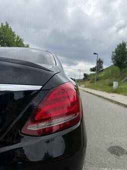 Mercedes Benz C400 Sleva