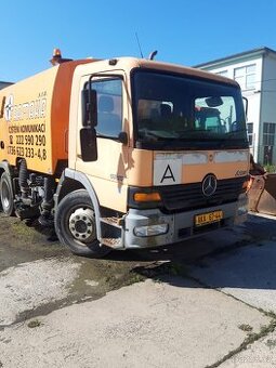MERCEDES BENZ Zametací vůz