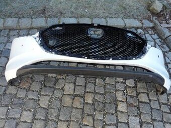 MAZDA 3 PŘEDNÍ NÁRAZNÍK + GRIL