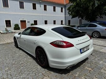 Porsche Panamera 2013 Platinum Edition 4x4