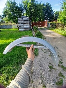 Prodám přední blatni jawa mustang