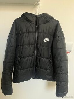 Prodám dámskou zimní bundu značka Nike.