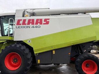 Claas Lexion 440 V660