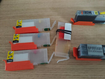Kompatibilní plnitelný cartridge Canon PGI-550 - 1