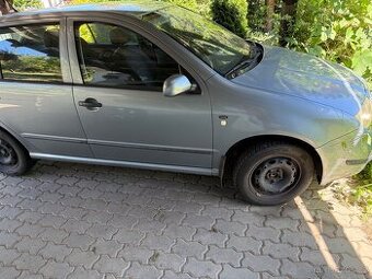 Škoda Fabia 1.4 mpi 2002 rok výroby najeto 240000km.