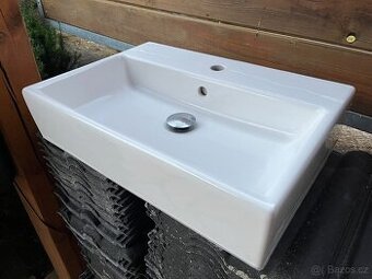 Umyvadlo Villeroy & Boch 60x42x13,5 cm obdelníkové
