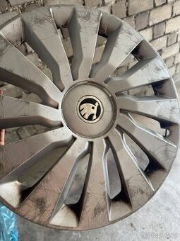 Skoda superb kola plechace