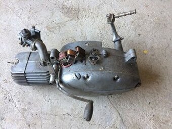 Motor Pionýr Jawa 21
