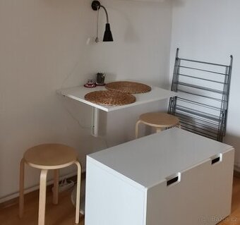Skládací stolek (bílý) a 2 stoličky (IKEA)