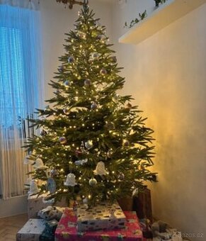 Umělý vánoční strom Smrk Nordic 3D 220 cm