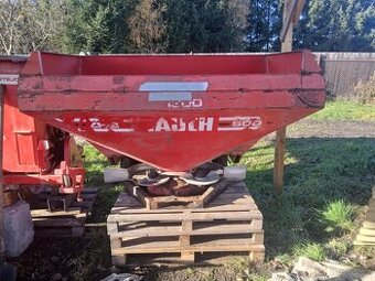 Rozmetadlo průmyslových hnojiv