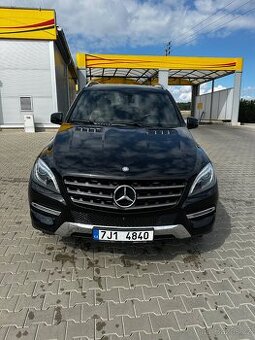 Mercedes Benz ML350 CDI 4Matic Bluetec verze166