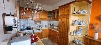 Borovicová venkovská kuchyně se spotřebiči,5651