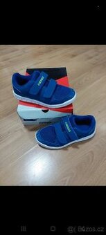 Detske boty,tenisky do telocvicny vel.32
