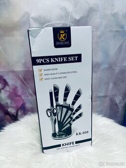 9 dílná sada nožů se stojanem