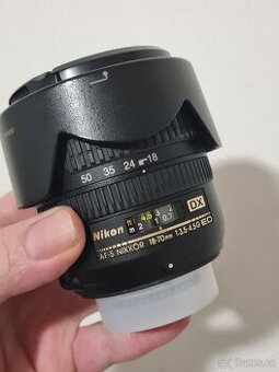 Nikon 18-70 mm F3,5-4,5G AF-S DX ZOOM-NIKKOR IF-ED