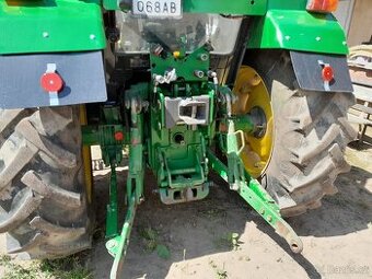Traktor John deere 3410