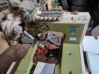 Průmyslový šicí stroj