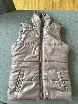 Vesta zn. TCM - vel. 134/140