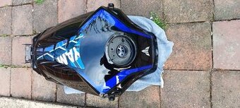 Yamaha MT-10 SP - nádrž