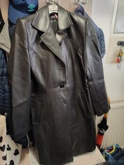 Dámský koženkový kabát vel.40