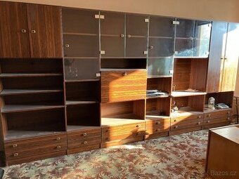 Obývací stěna zdarma možné i jen cst