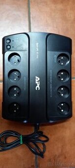Záložní zdroje APC back-UPS ES 700,  včetně baterie