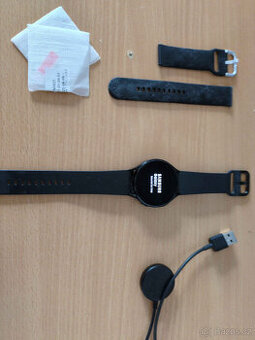 Samsung Galaxy Watch4 44mm, černá