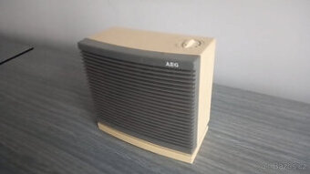 Horkovzdušný ventilátor AEG
