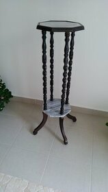 stojan na květiny, na lampu