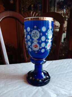 Pěkný, starý přejimaný broušený pohár