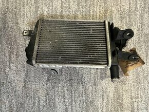 Pravý chladič BMW 1250 GS