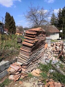 Daruji střešní tašky