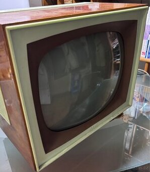 Retro televize