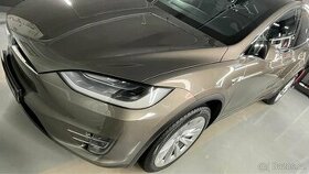 Tesla X 90 nabijeni zdarma 7 mist DPH