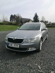 Škoda Superb Combi 4x4 125 kW, manual