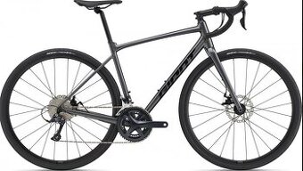 Kolo silniční / Gravel Giant Contend AR